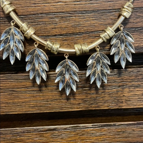 Gold chain fashion necklace - Picture 2 of 2